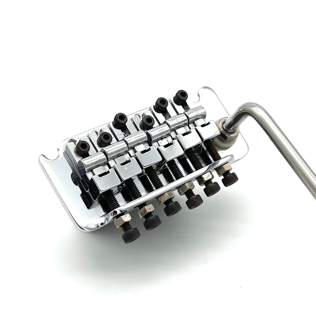 Bee – Period Correct Guitar Parts